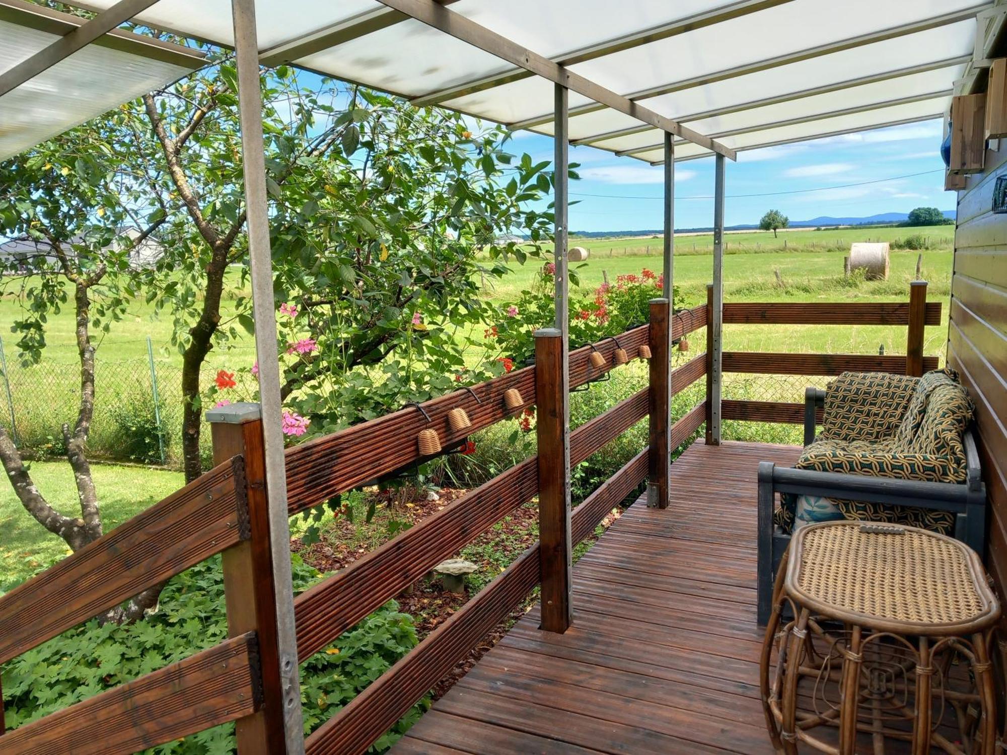 Holiday home Roulotte Du Berger